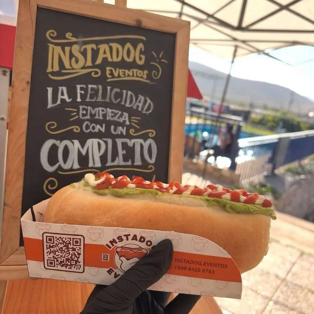 Completos — catering Instadog para eventos